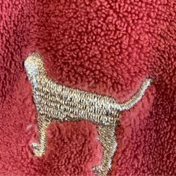 Victorias Secret Fluffy Robe w/ Belt Dark Pink & Black Sz M/L Gorgeous - Picture 2 of 5